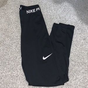 Nike Pro leggings